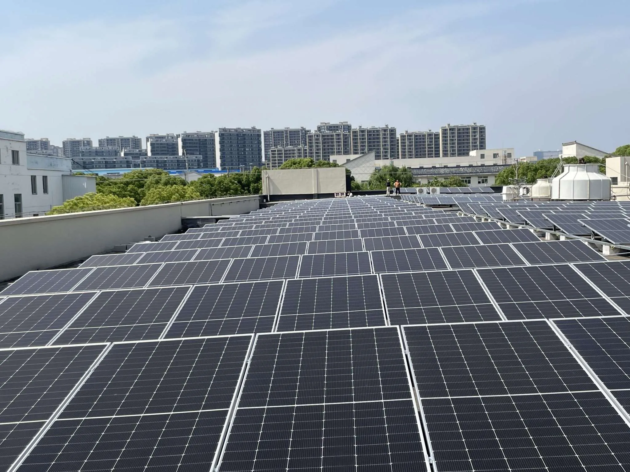 A second view across the installed solar array at the Suzhou commercial project
